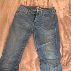 Levi Jeans - barely worn!